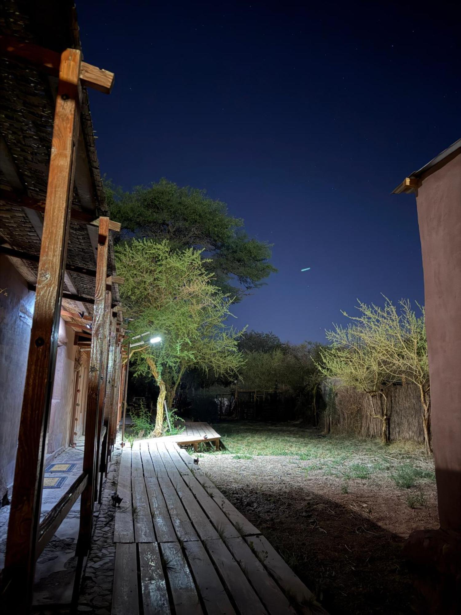 Atacama Lodge Rukazen Rustico San Pedro de Atacama Luaran gambar